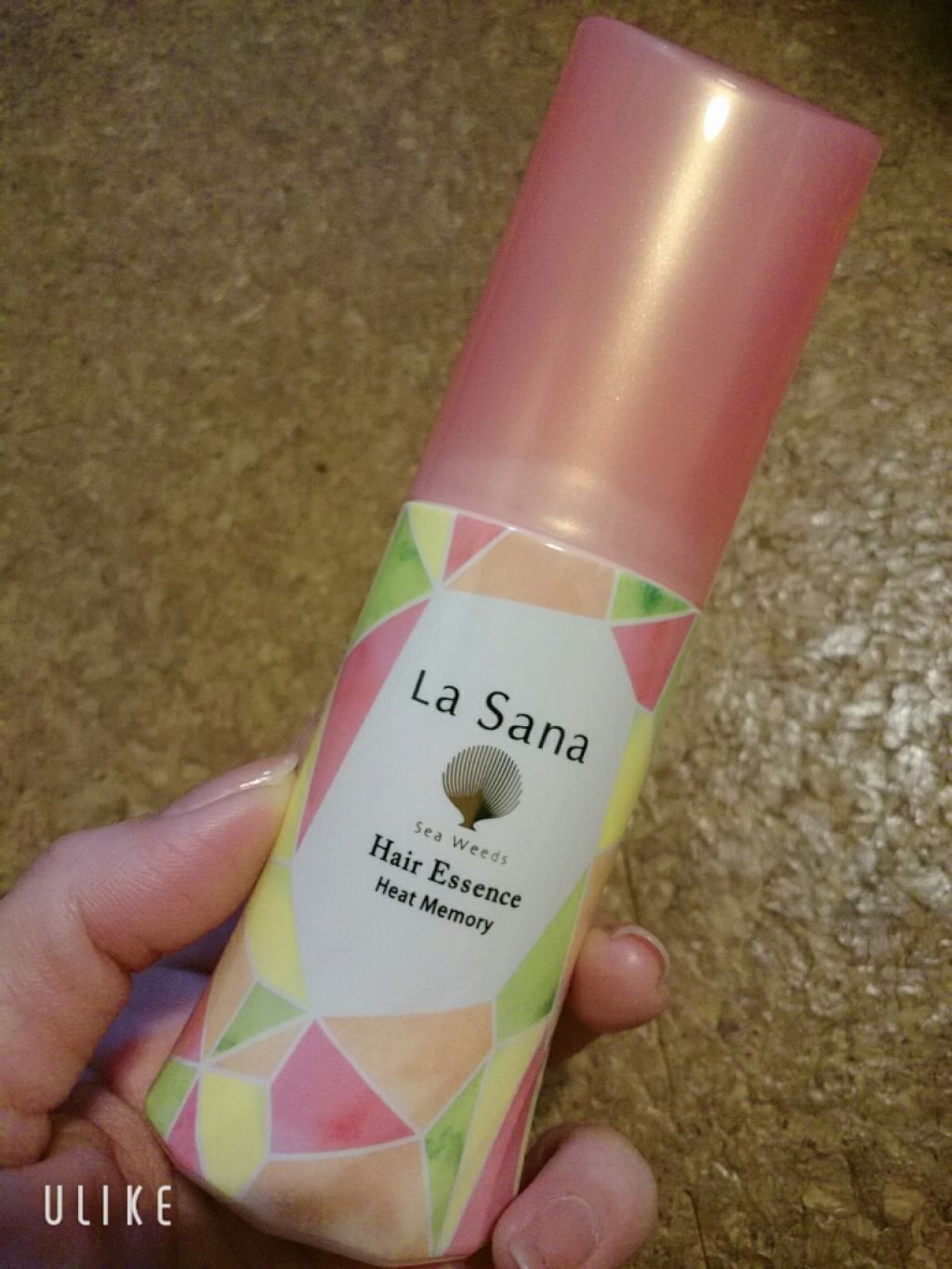 ラサーナ 海藻 ヘア エッセンス ヒートメモリー ピンクグレープフルーツの香り/ラサーナ/ヘアオイルを使ったクチコミ(1枚目)
