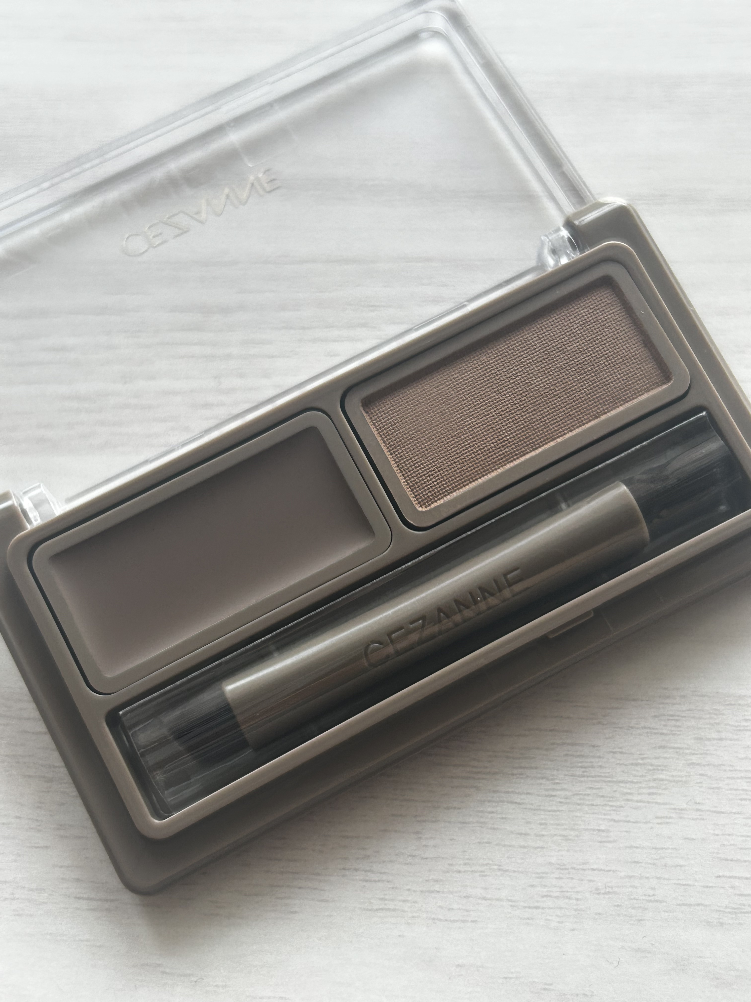 アイブロウワックス＆パウダー/CEZANNE/アイブロウを使ったクチコミ（3枚目）