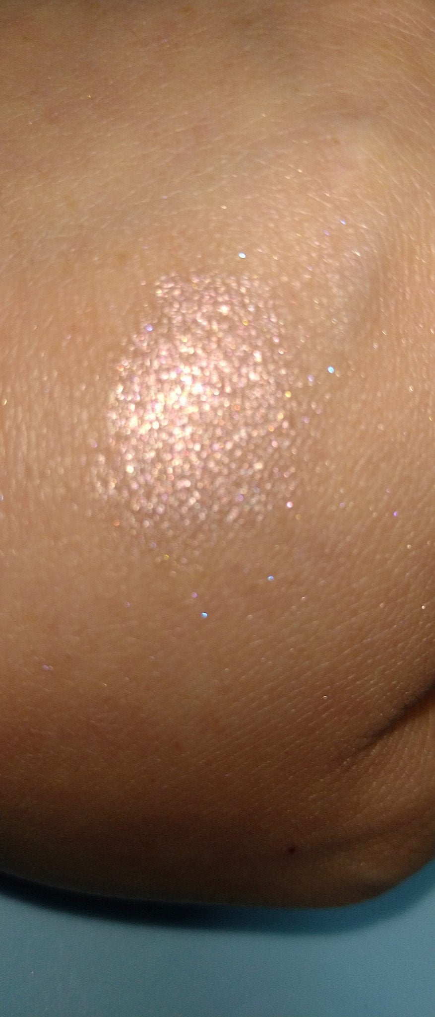 ディオールスキン フォーエヴァー グロウ マキシマイザー/Dior/ハイライトを使ったクチコミ(7枚目)