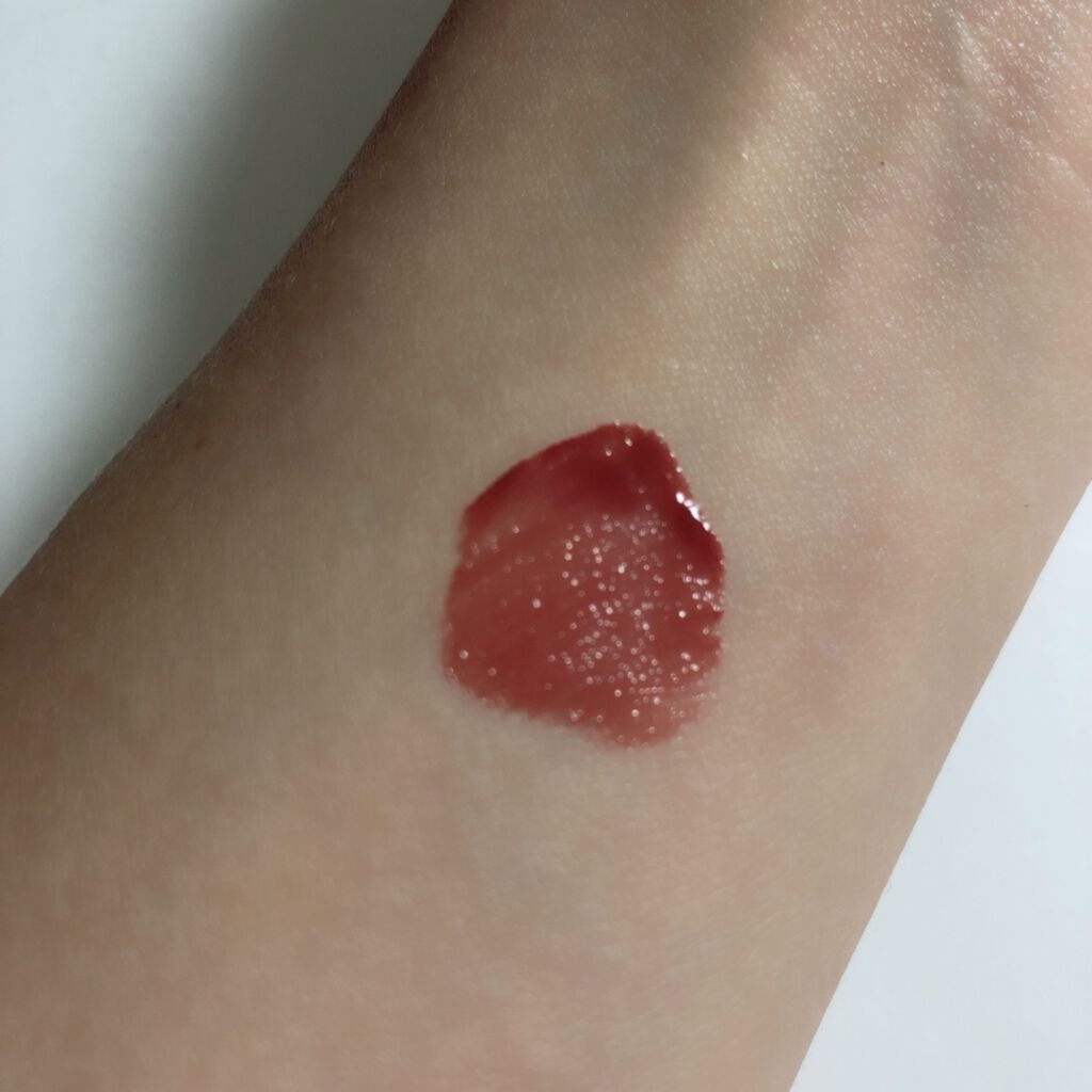 ジューシーラスティングティント/rom&nd/リップティントを使ったクチコミ（2枚目）