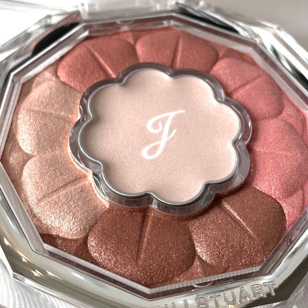 ジルスチュアート ブルームクチュール アイズ/JILL STUART/アイシャドウパレットを使ったクチコミ(2枚目)