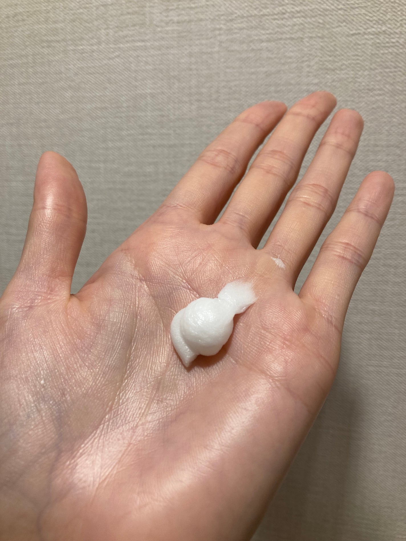 嘘が苦手なくま on LIPS 「酵素洗顔!アエナで買いました!泡立ちもいいし安かったし普通によ..」(4枚目)