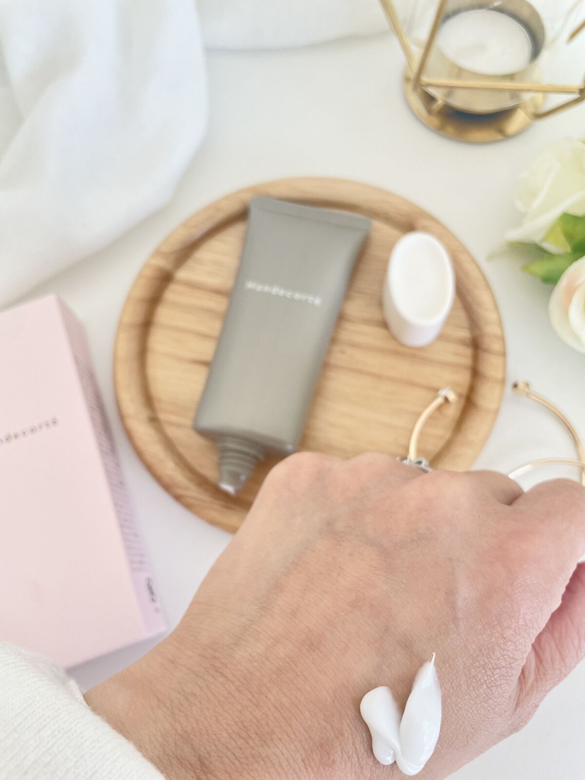 ハンデコルテ/キユートピア/ネック・デコルテケアを使ったクチコミ（3枚目）