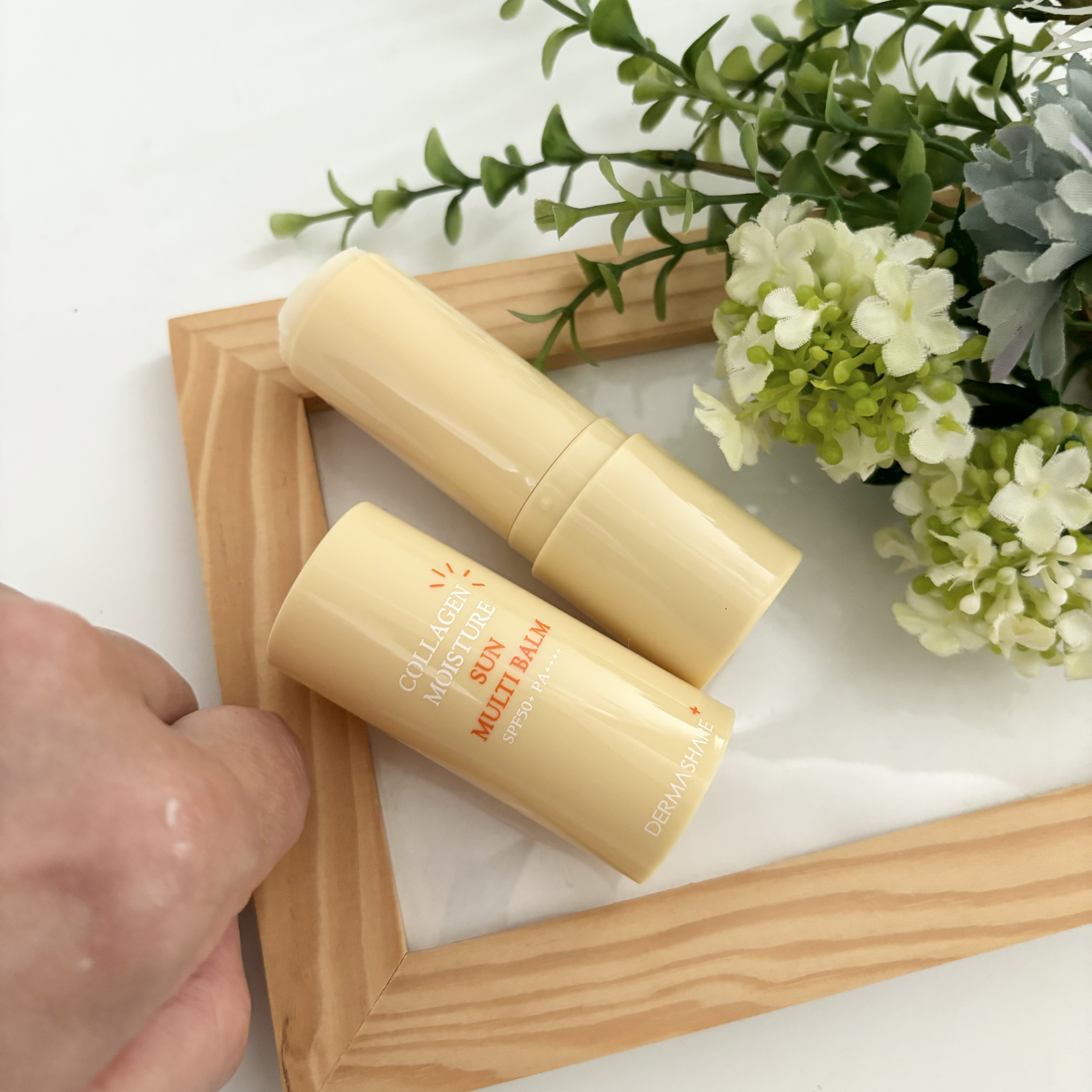 コラーゲンモイスチャーSUNマルチバーム/DERMASHARE/日焼け止めスティックを使ったクチコミ（3枚目）