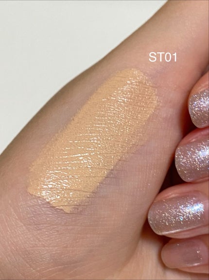 スキンティントセラム ST01 ナチュラルオークル10/excel/リキッドファンデーションを使ったクチコミ(2枚目)