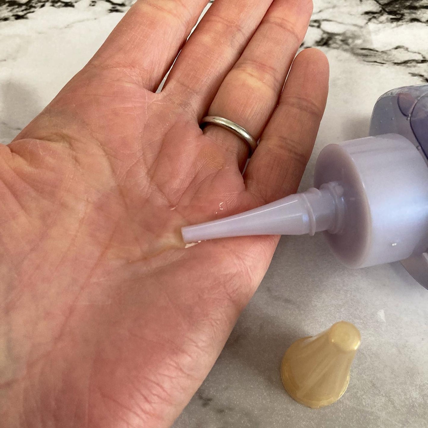 エッセンシャル プレミアム ウォータートリートメント ナチュラルモイスト/エッセンシャル/アウトバストリートメントを使ったクチコミ(3枚目)