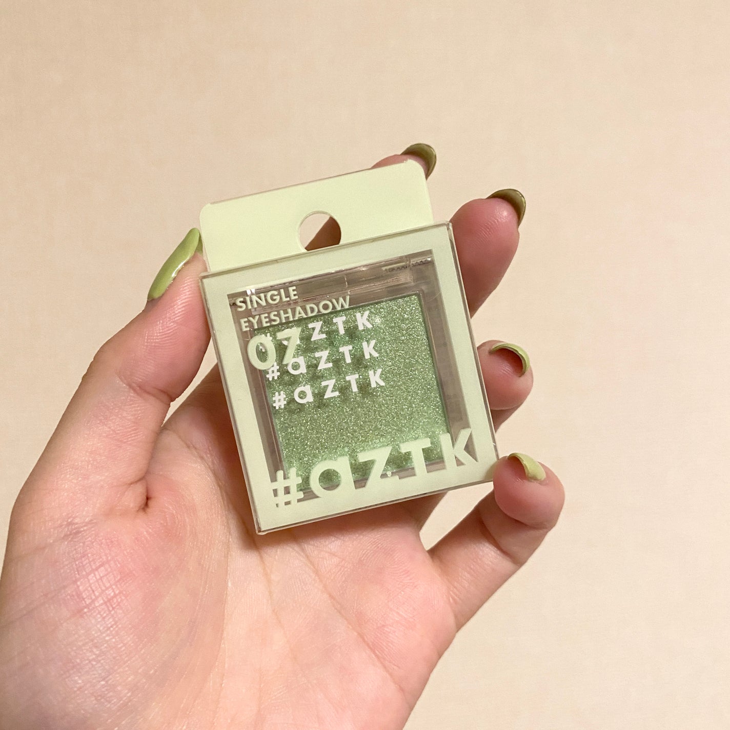 シングルアイシャドウ/aZTK/単色アイシャドウを使ったクチコミ(2枚目)