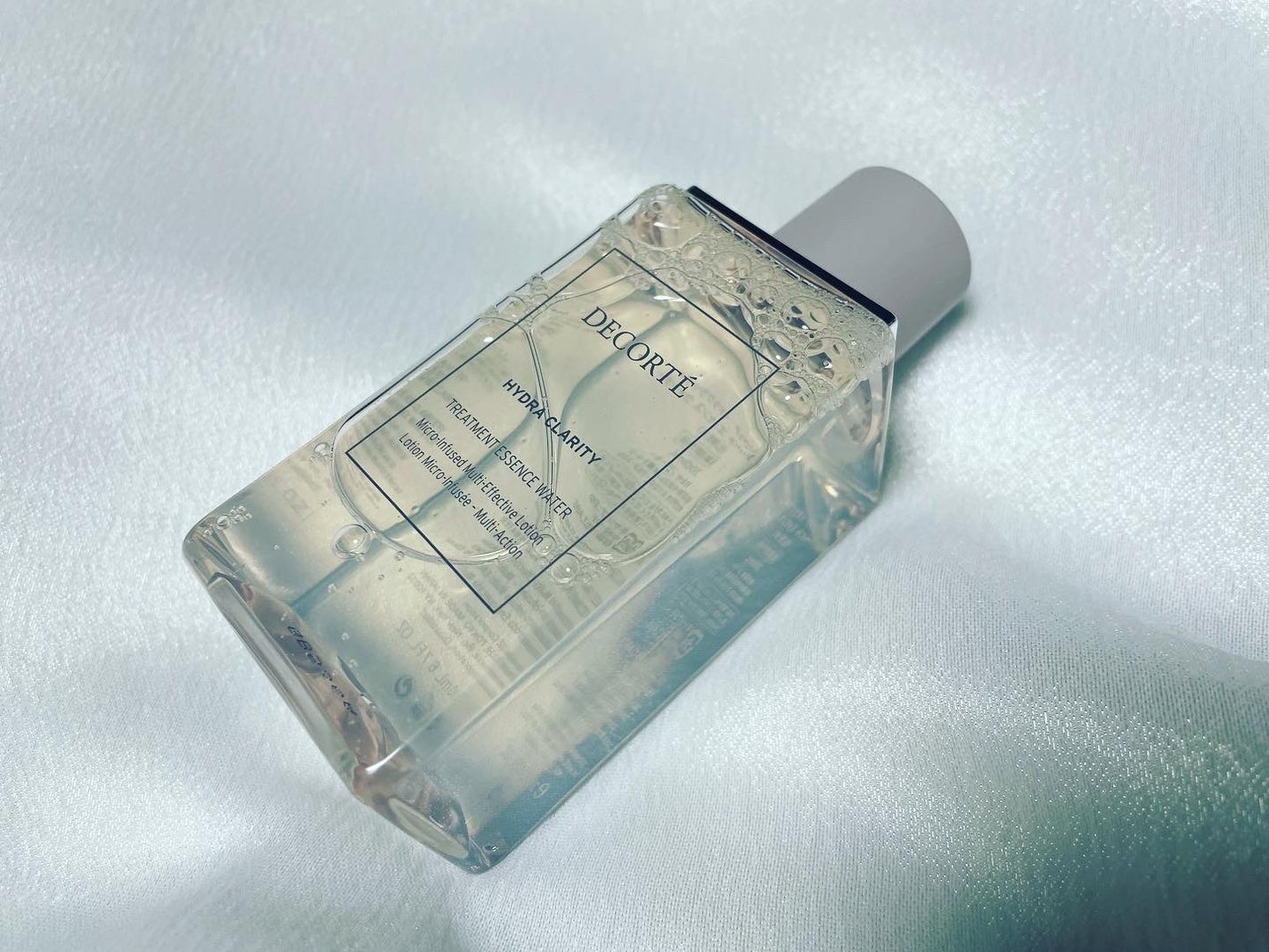 イドラクラリティ 薬用 トリートメント エッセンス ウォーター/DECORTÉ/化粧水を使ったクチコミ(1枚目)