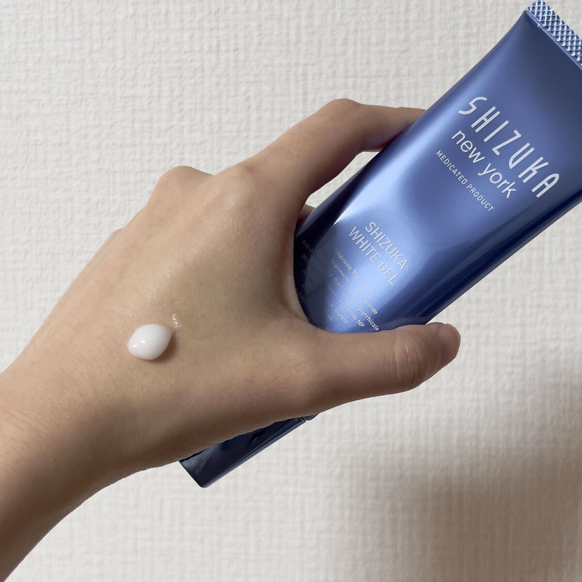Shizuka BY SHIZUKA NEWYORK シズカホワイトゲルのクチコミ「化粧水、美容液、乳液、クリーム、パックの機能をこの１本でカバー!

【シリーズ累計販売40.....」（2枚目）