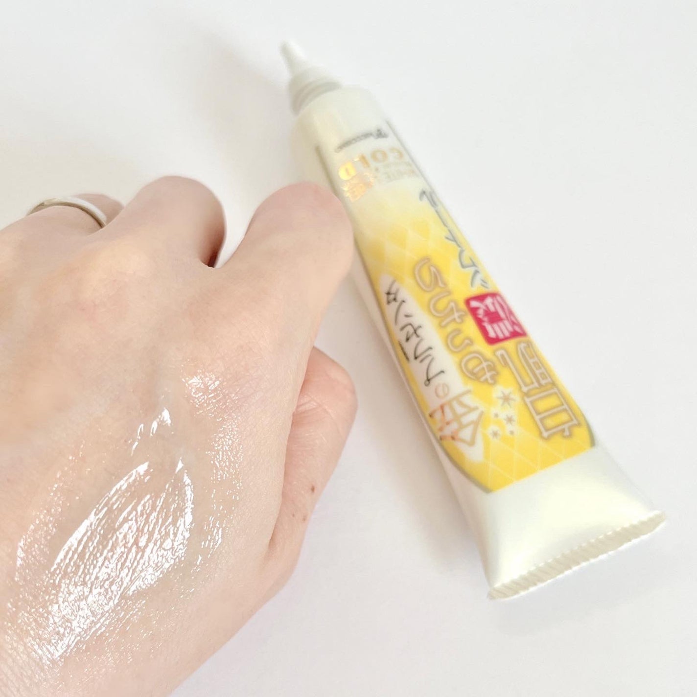 金のプラセンタもっちり白肌濃シワトール/ホワイトラベル/アイケア・アイクリームを使ったクチコミ(5枚目)