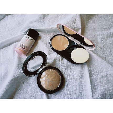 ライトフル C3 ナチュラル シルク パウダーファンデーション/M・A・C/パウダーファンデーションを使ったクチコミ(1枚目)