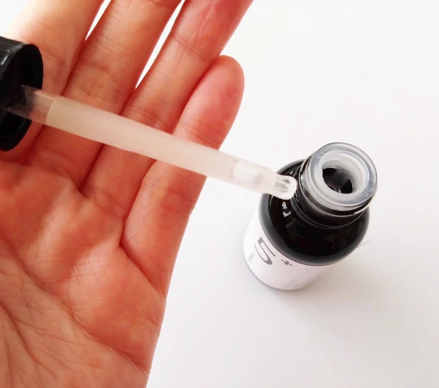 5番 白玉グルタチオンC美容液/numbuzin/美容液を使ったクチコミ(3枚目)