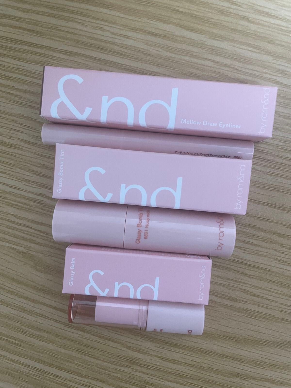 Chie on LIPS 「あのロムアンドからミニサイズの商品が出た?しかも、ローソンでプ..」(2枚目)