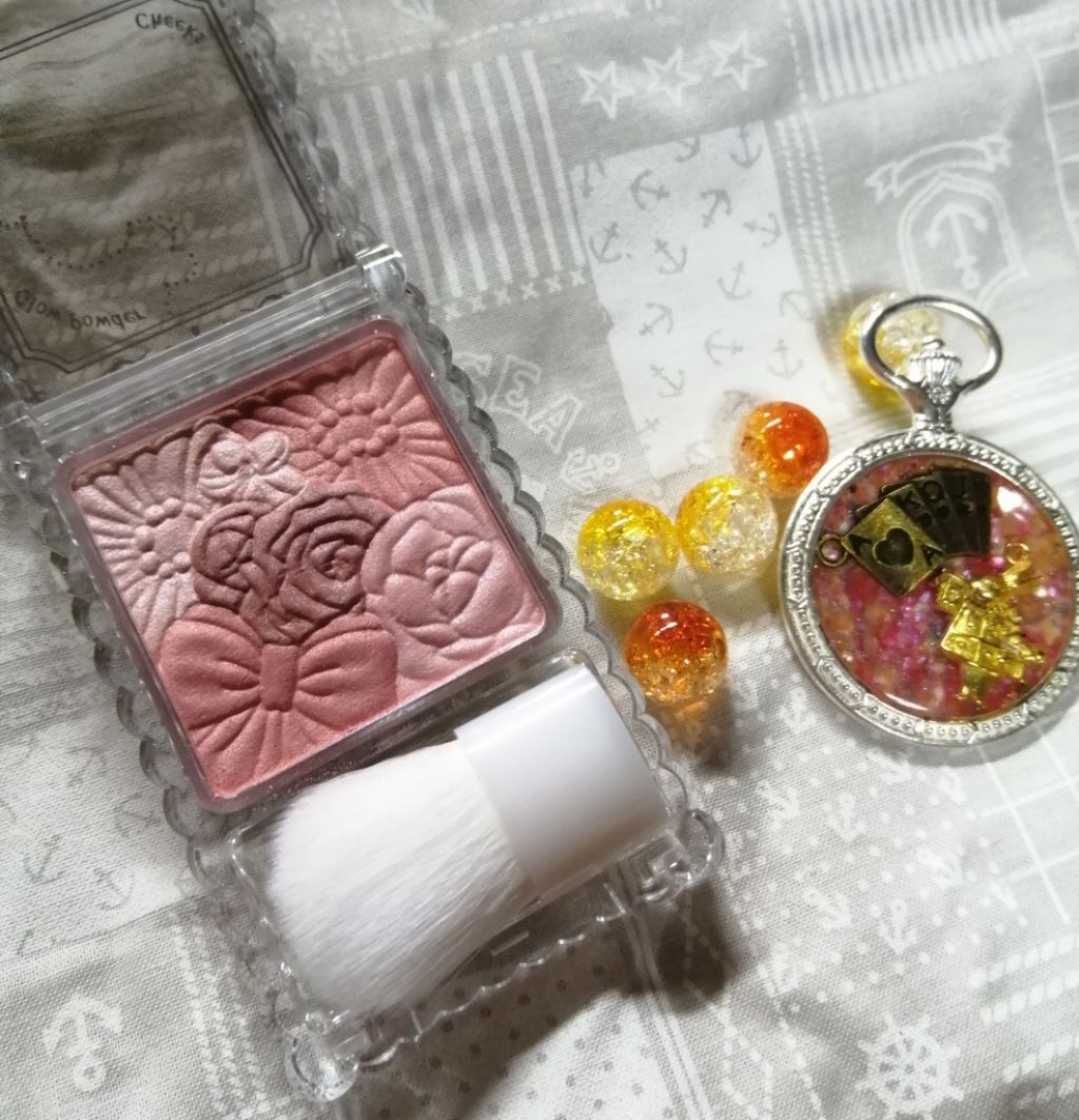 グロウフルールチークス/キャンメイク/パウダーチークを使ったクチコミ(2枚目)