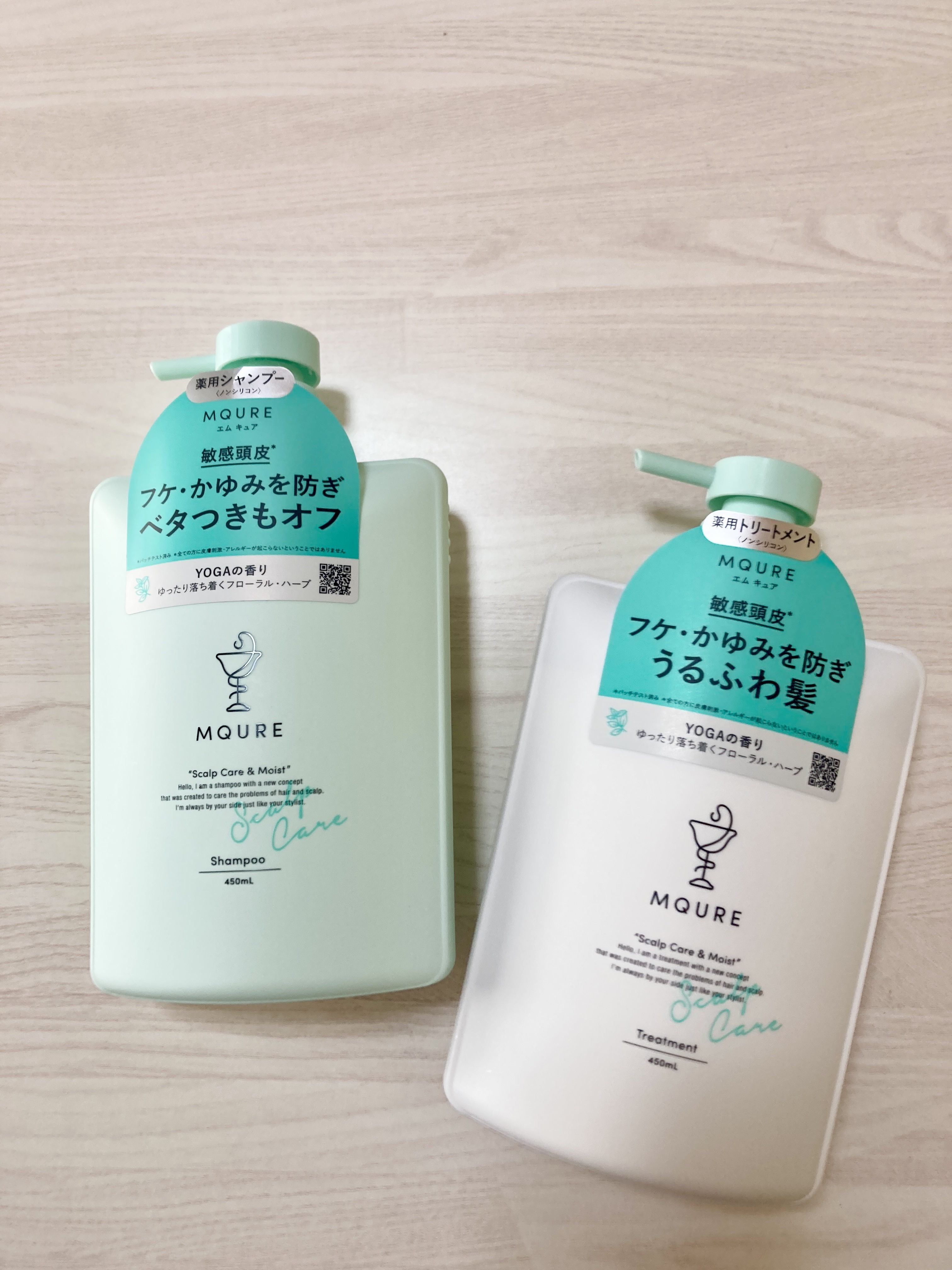 【MQURE  薬用スカルプケア＆モイスト シャンプー/トリートメント [医薬部外品]】

かゆみ・ベタつき・フケ・ニオイなど、頭皮のトラブル対策にアプローチ。髪と頭皮をすこやかに保ち、美しい髪へと導くシャンプー。

ノンシリコンで地肌にも