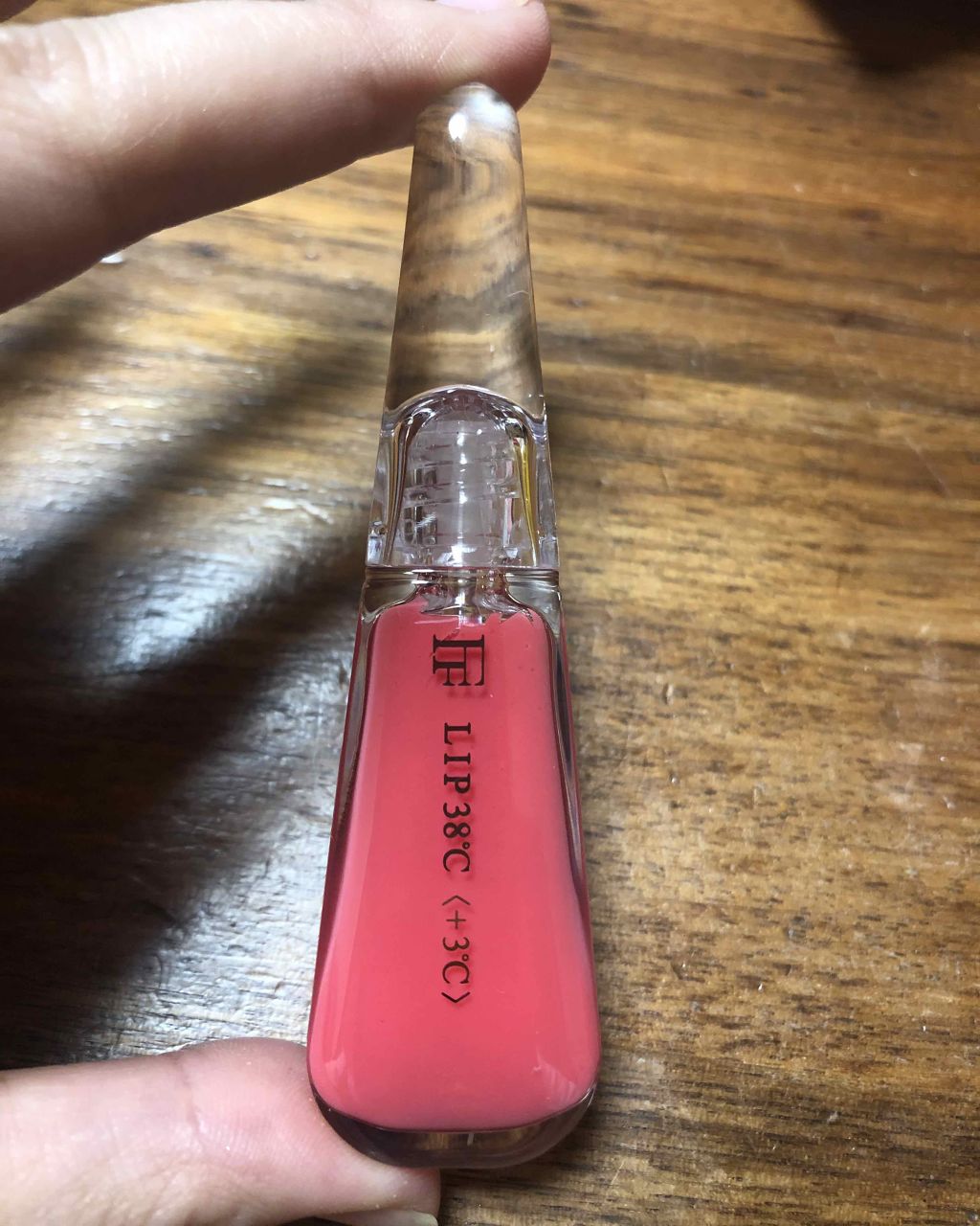 38°C / 99°F リップトリートメント (リップ美容液)/UZU BY FLOWFUSHI/リップケアを使ったクチコミ（3枚目）