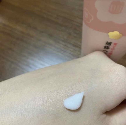 髪を守る椿ちゃん 補修ヘアミルク/柳屋/ヘアミルクを使ったクチコミ(3枚目)