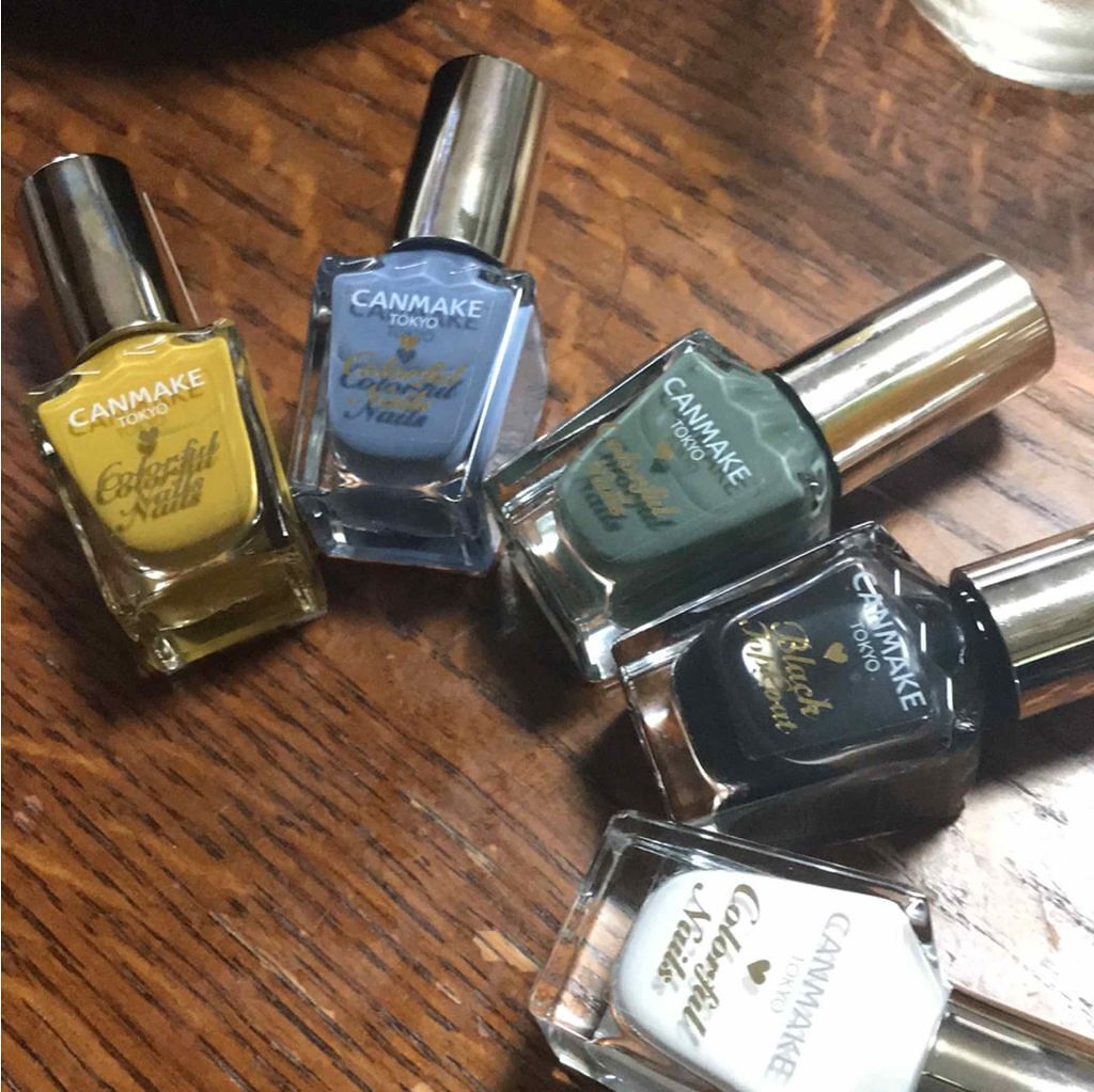 カラフルネイルズ/キャンメイク/マニキュアを使ったクチコミ（1枚目）