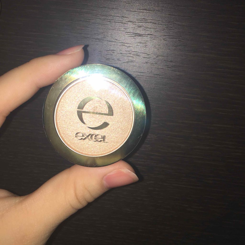 シャイニーシャドウ N/excel/単色アイシャドウを使ったクチコミ(1枚目)