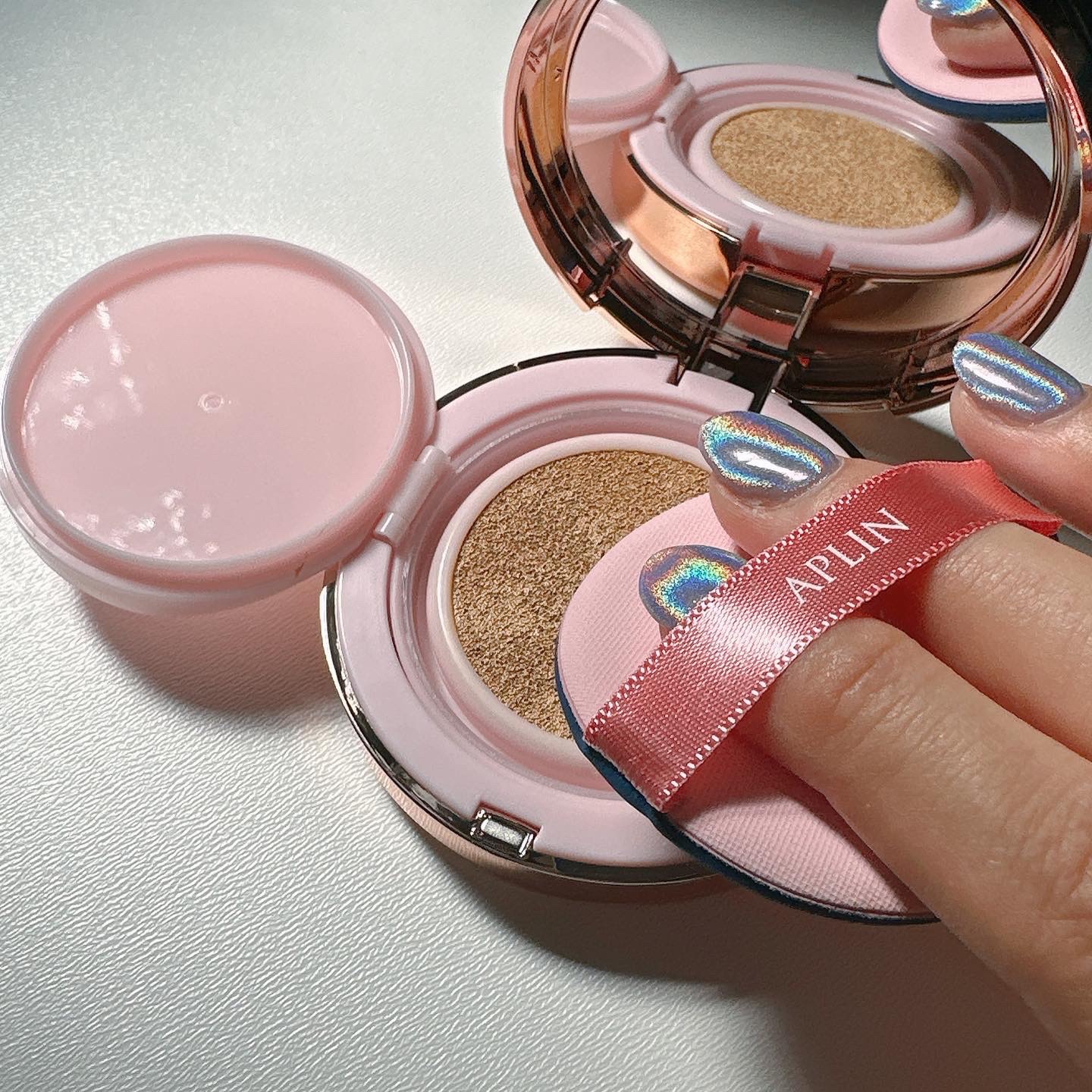 ピンクティーツリーカバーアップグロウクッション 23号 ウッディベージュ/APLIN/クッションファンデーションを使ったクチコミ（3枚目）