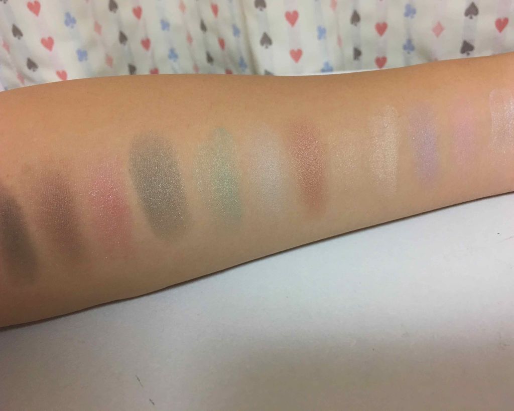 12色アイシャドウパレット/LOUJENE/アイシャドウパレットを使ったクチコミ（2枚目）