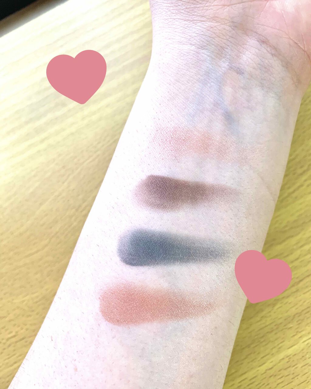 クリエイトフォーカラーズ０１/ブリリアージュ/アイシャドウパレットを使ったクチコミ（3枚目）