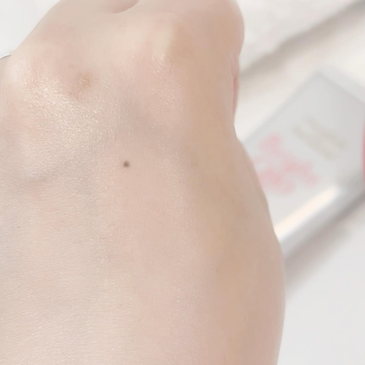 コエンリッチ ザ プレミアム ライトアップ モイストガード ハンドクリーム/コエンリッチQ10/ハンドクリームを使ったクチコミ(5枚目)