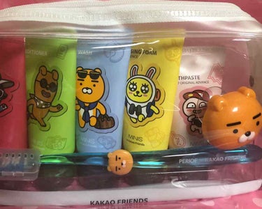 カカオフレンズ KAKAO FRIENDS TRAVEL KIT