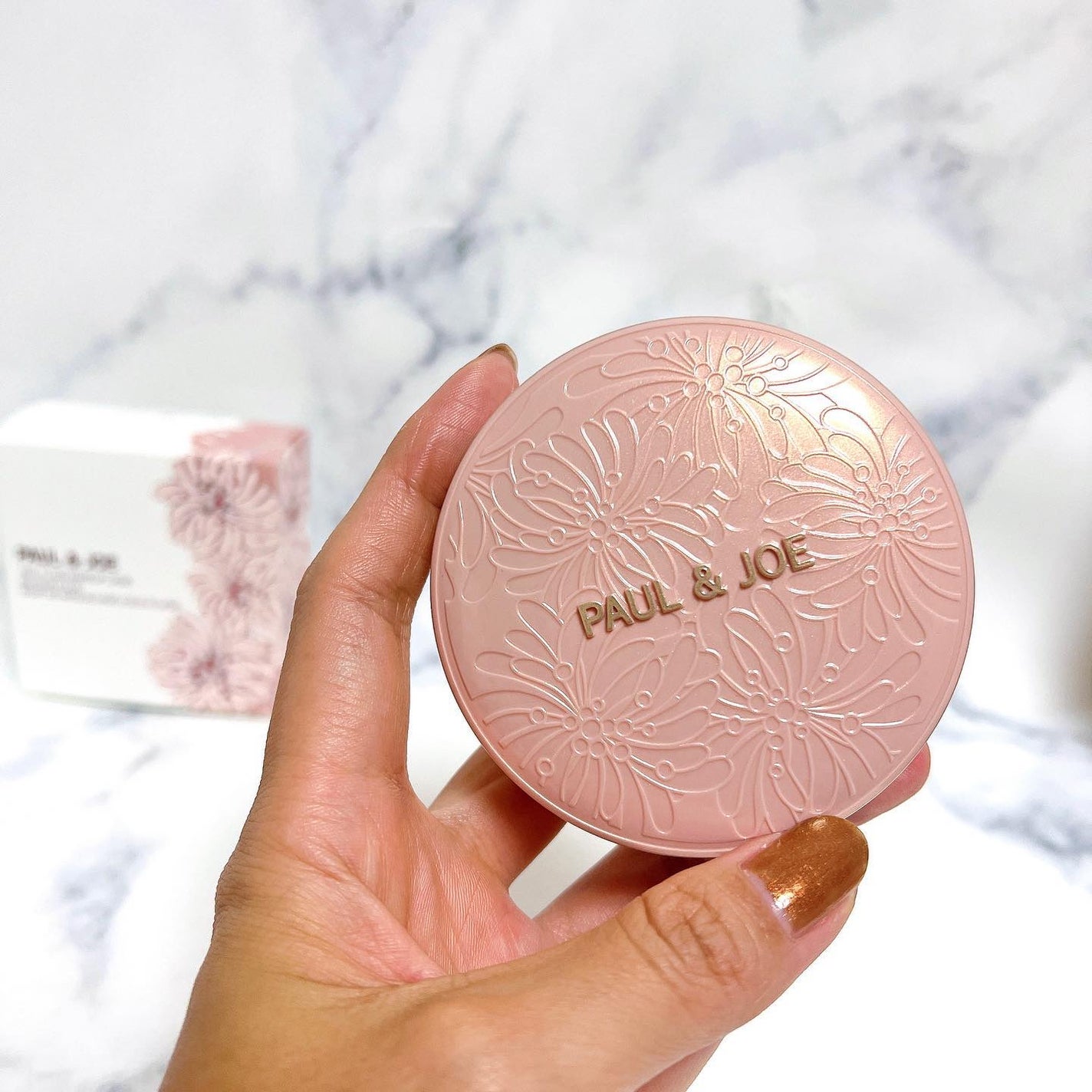 シースルー ヴェール コンパクト/PAUL & JOE BEAUTE/ファンデーションを使ったクチコミ(2枚目)