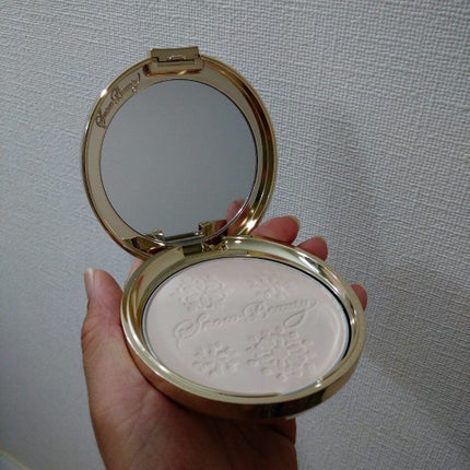 スノービューティー ホワイトニング スキンケアパウダーP2021 /スノービューティー/プレストパウダーを使ったクチコミ(3枚目)