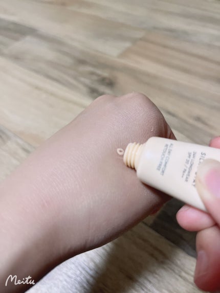 HERA シルキーステイファンデーションのクチコミ「HERAシルキーステイファンデーションをレビュ〜❕
いい所 :
✴︎時間を感じさせない肌
✴.....」(2枚目)