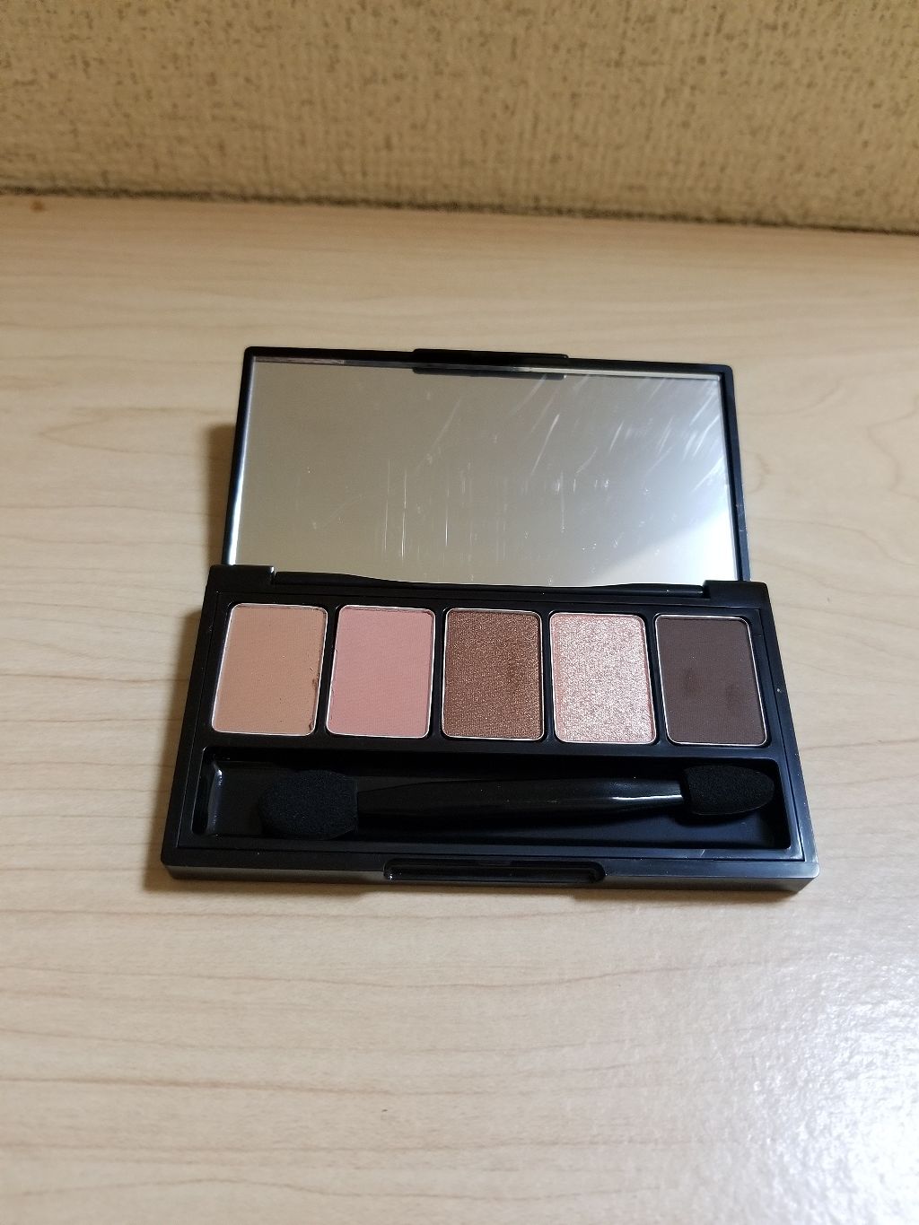 プリズム エアー シャドウ/CLIO/単色アイシャドウを使ったクチコミ(3枚目)