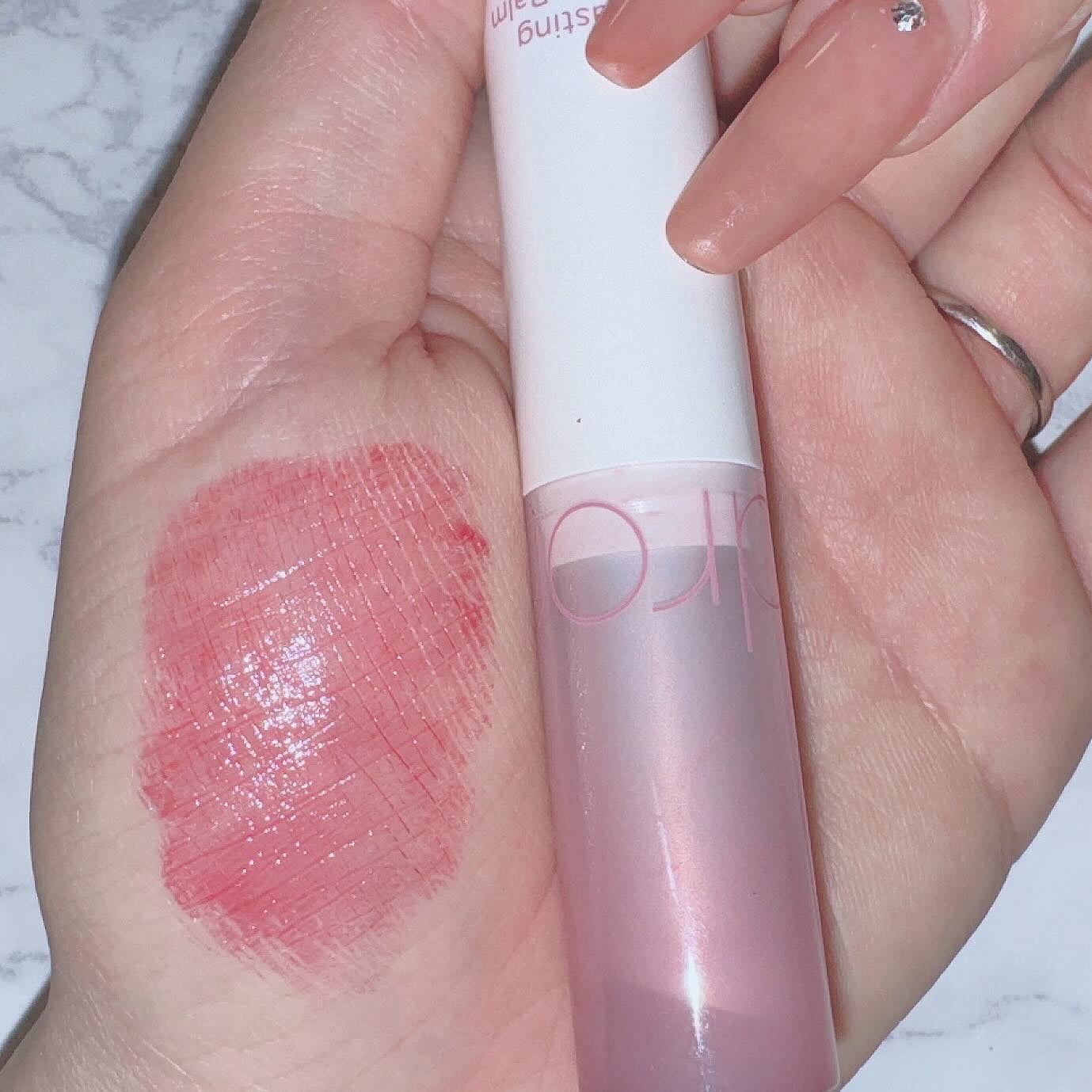 グラスティングメルティングバーム/rom&nd/リップバームを使ったクチコミ(2枚目)