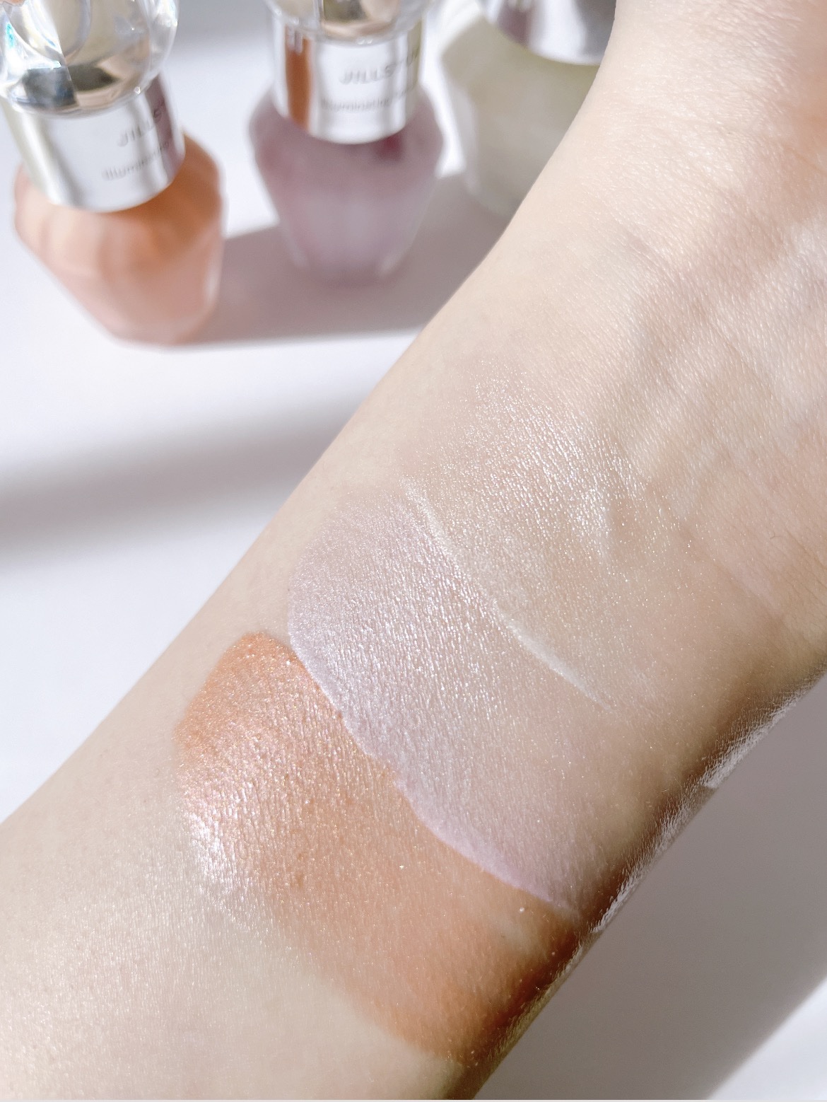 ジルスチュアート　イルミネイティング セラムプライマー/JILL STUART/化粧下地を使ったクチコミ（3枚目）