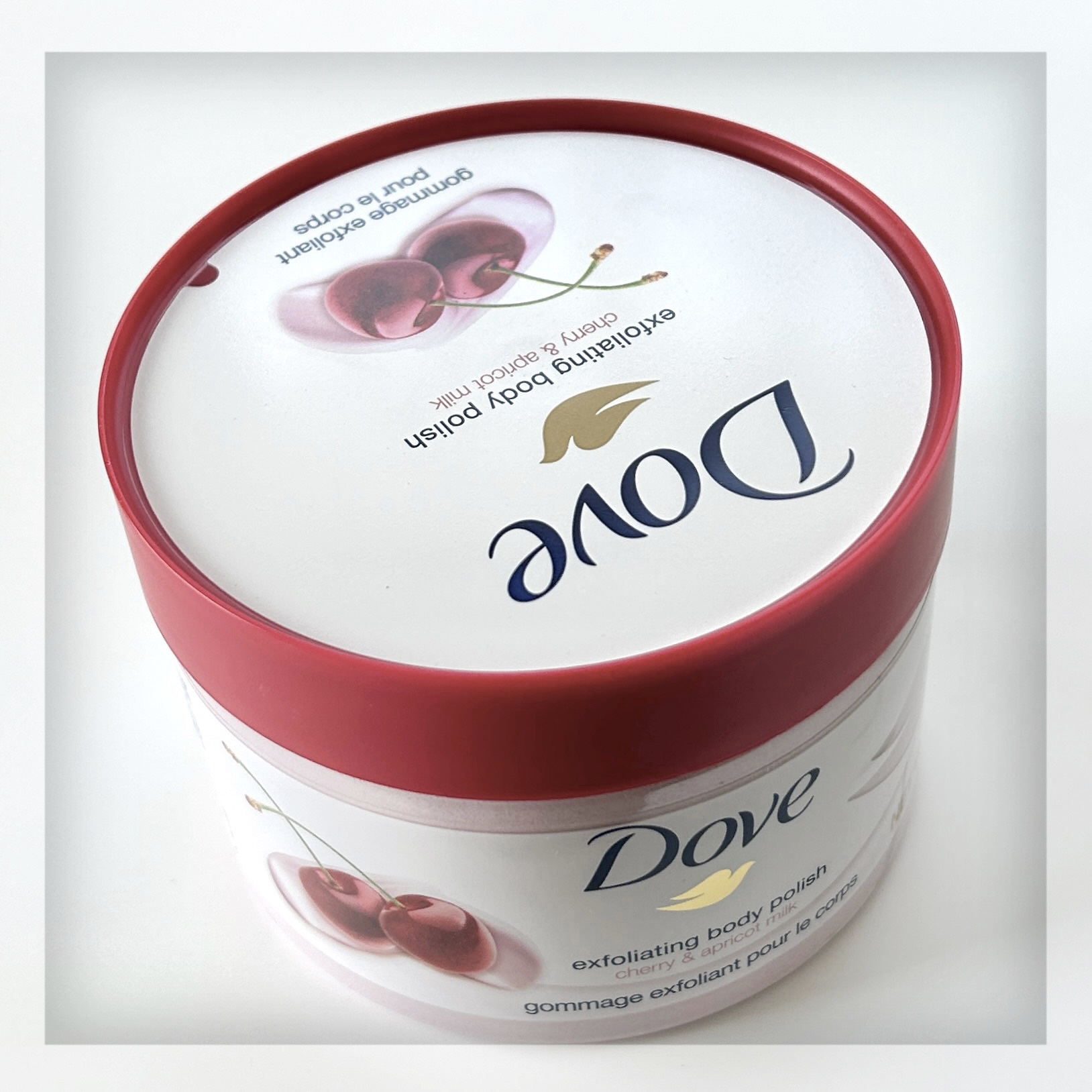 ダヴ ふわとろ　クリーミースクラブ チェリー＆アプリコットミルク/ダヴ/ボディスクラブを使ったクチコミ（1枚目）