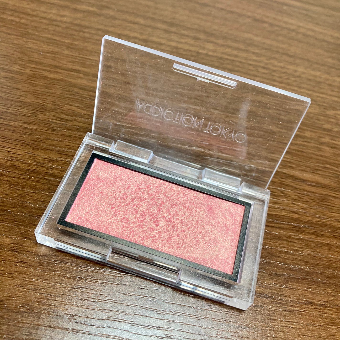 くろっちょ on LIPS 「アディクションチーク♡色は004Pコーラルキス派手すぎず程よい..」(2枚目)