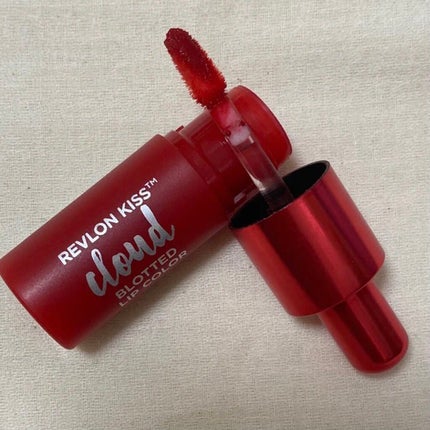 キス クラウド ブロッテッド リップ カラー/REVLON/口紅を使ったクチコミ(1枚目)