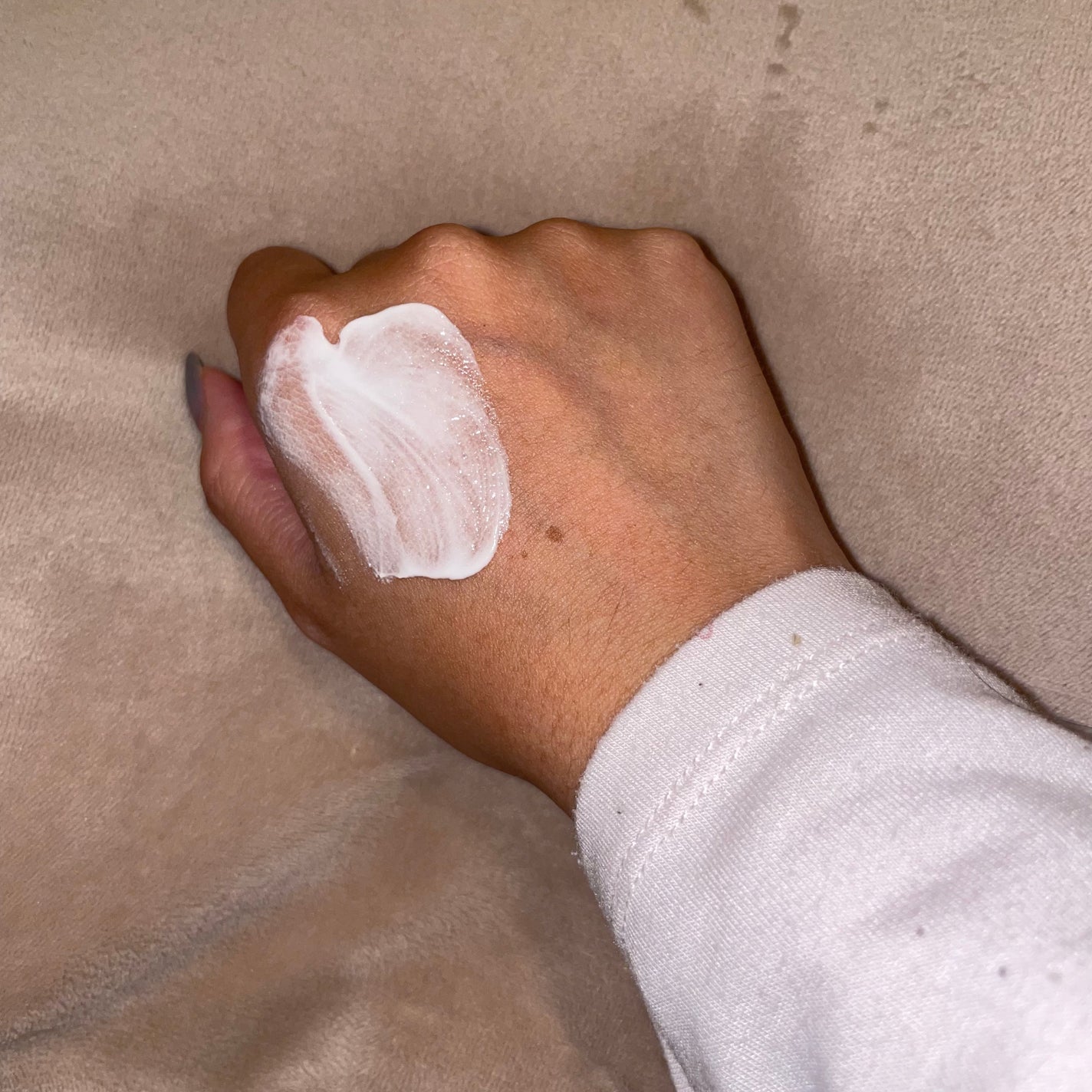 BnD ネックアイロン トーンアップ クリーム/BnD/ネック・デコルテケアを使ったクチコミ(3枚目)