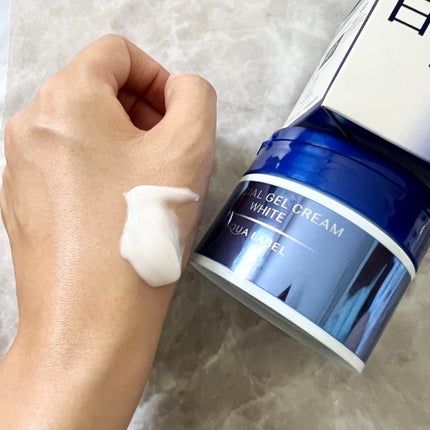 スペシャルジェルクリームA (ホワイト)(医薬部外品)/アクアレーベル/オールインワン化粧品を使ったクチコミ(2枚目)