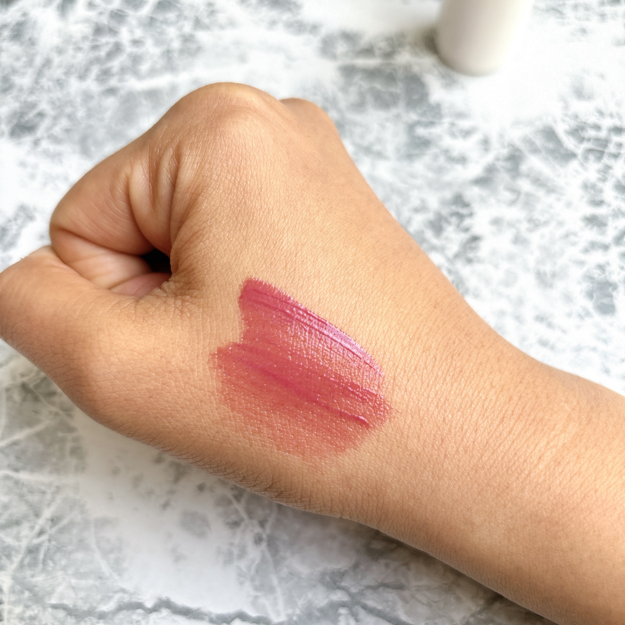 ティルナス サンリットパール ティント 06　REAL RASPBERRY　リアルラズベリー/tilnus/リップティントを使ったクチコミ（2枚目）