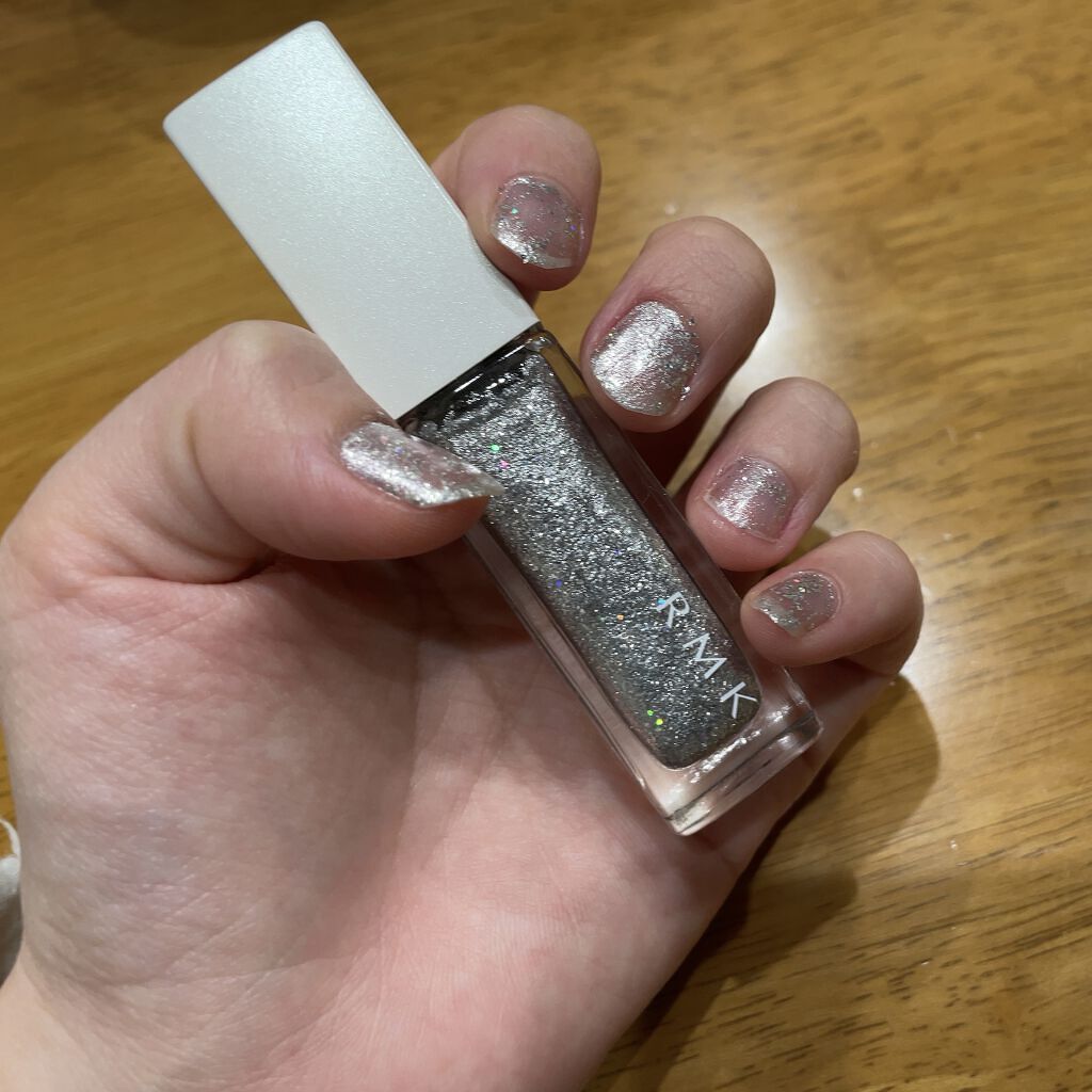 ネイルポリッシュ EX-46 ダズリングシルバー/RMK/マニキュアを使ったクチコミ（2枚目）