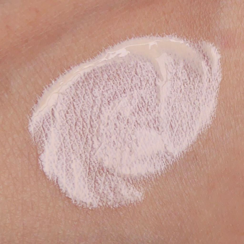 ライトフル C+ティンティッド プライマーSPF45(PA++++)/M・A・C/化粧下地を使ったクチコミ(3枚目)