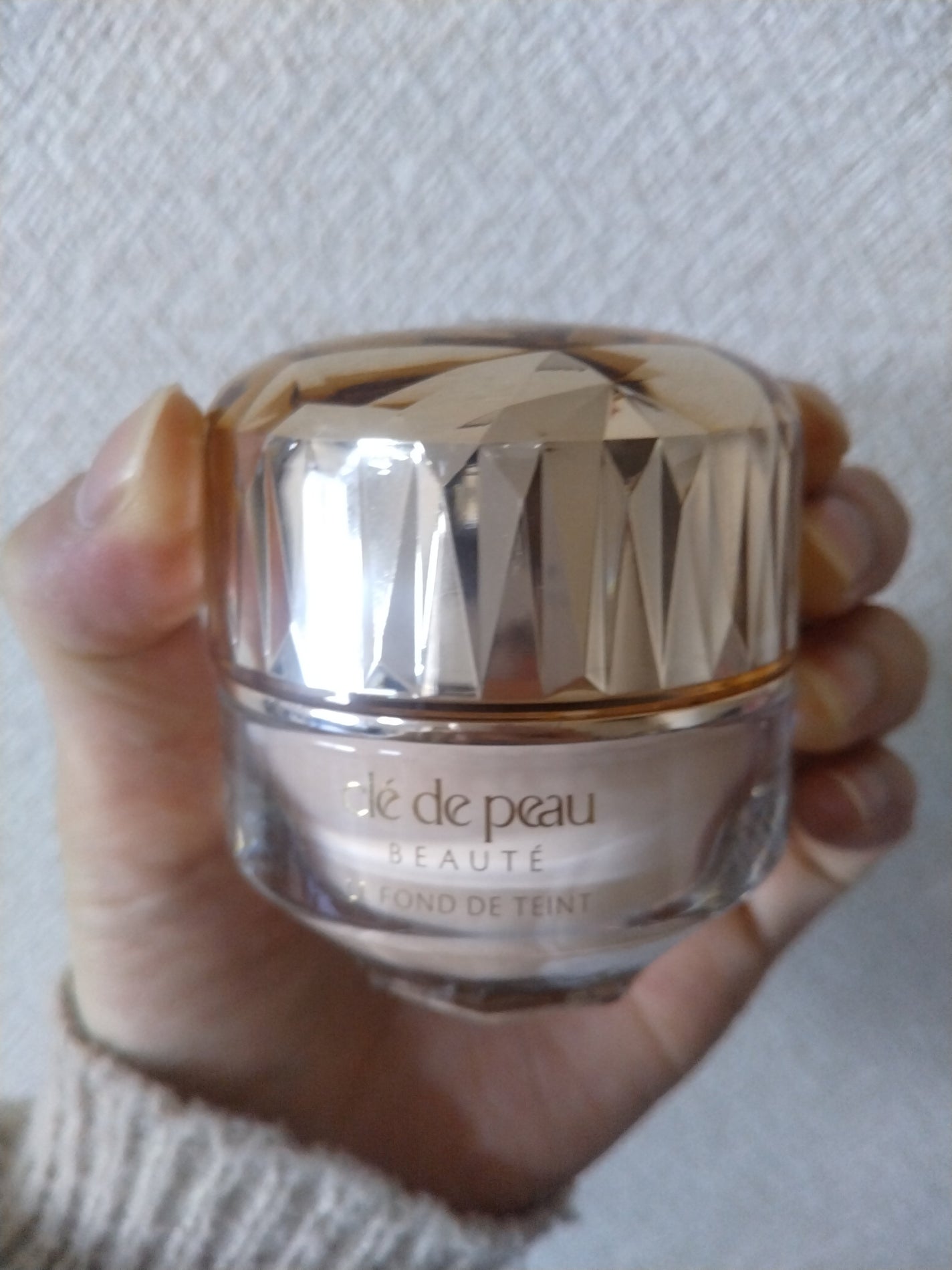 ル・フォンドゥタンn/クレ・ド・ポー ボーテ/クリーム・エマルジョンファンデーションを使ったクチコミ(1枚目)