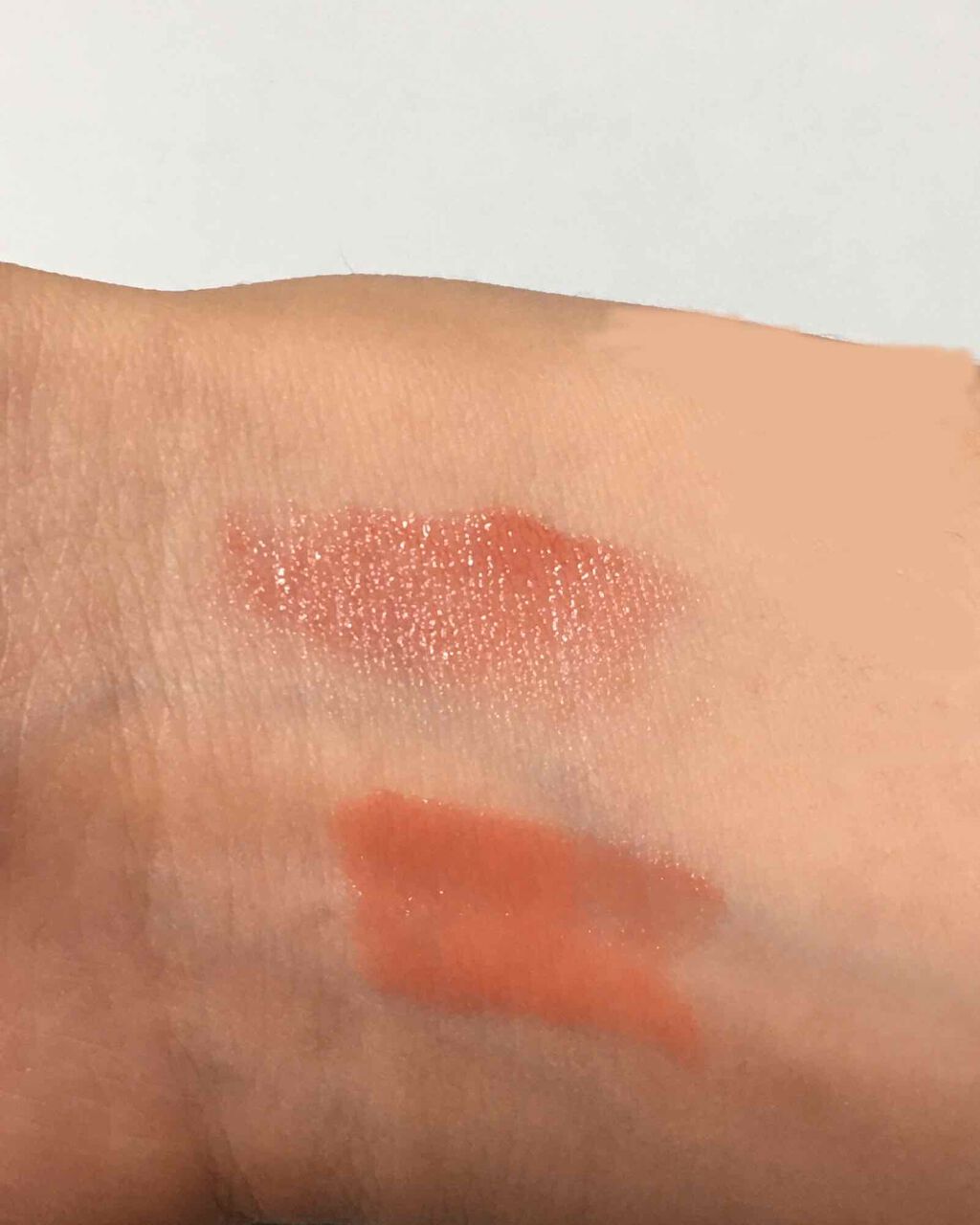 ラスティンググロスリップ/CEZANNE/口紅を使ったクチコミ（2枚目）