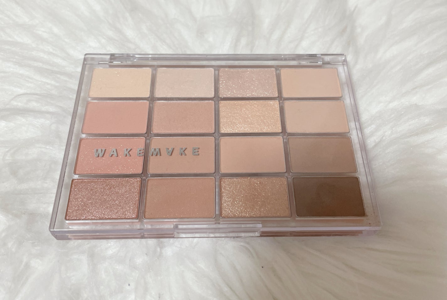 ソフトブラーリングアイパレット/wakemake/アイシャドウパレットを使ったクチコミ(1枚目)