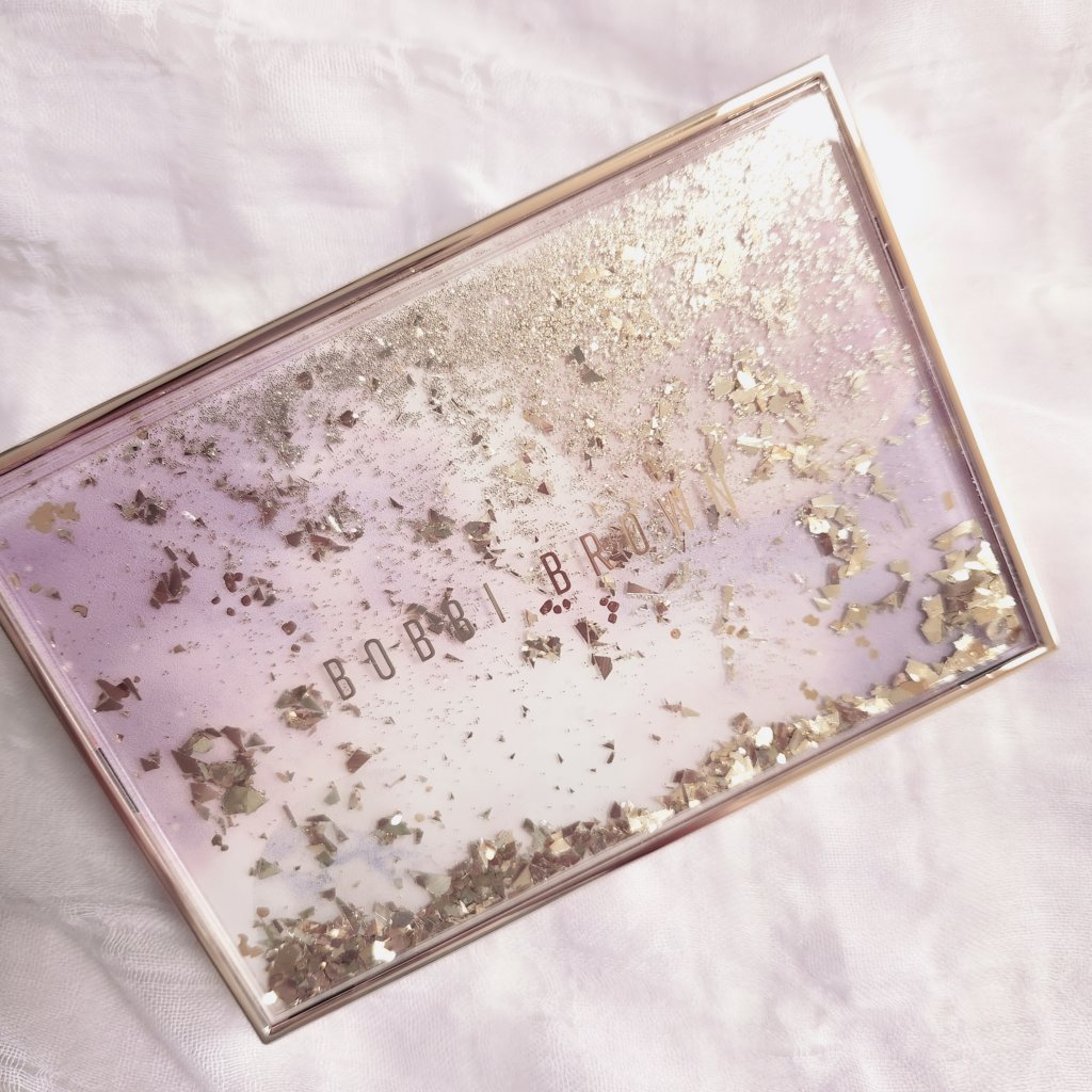 ムーンストーン グロウ リュクス アイ & チーク パレット｜BOBBI BROWN