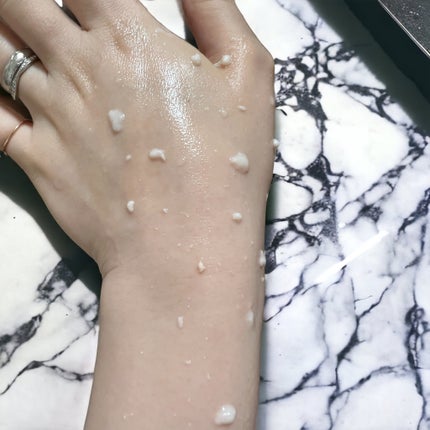 DETクリア ブライト&ピール ピーリングジェリー<無香料タイプ>/Detclear/ピーリングを使ったクチコミ(4枚目)