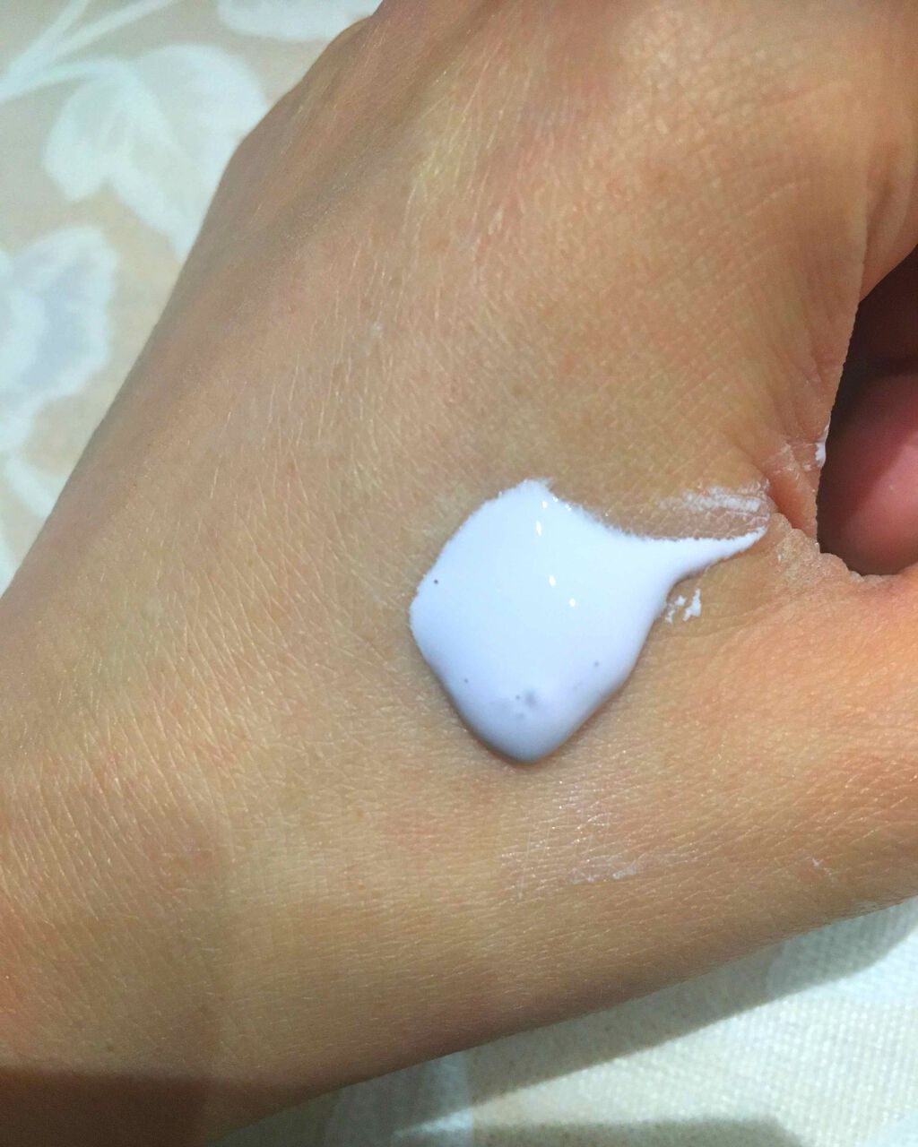 スキンアクア トーンアップUVエッセンス/スキンアクア/日焼け止めクリームを使ったクチコミ(4枚目)