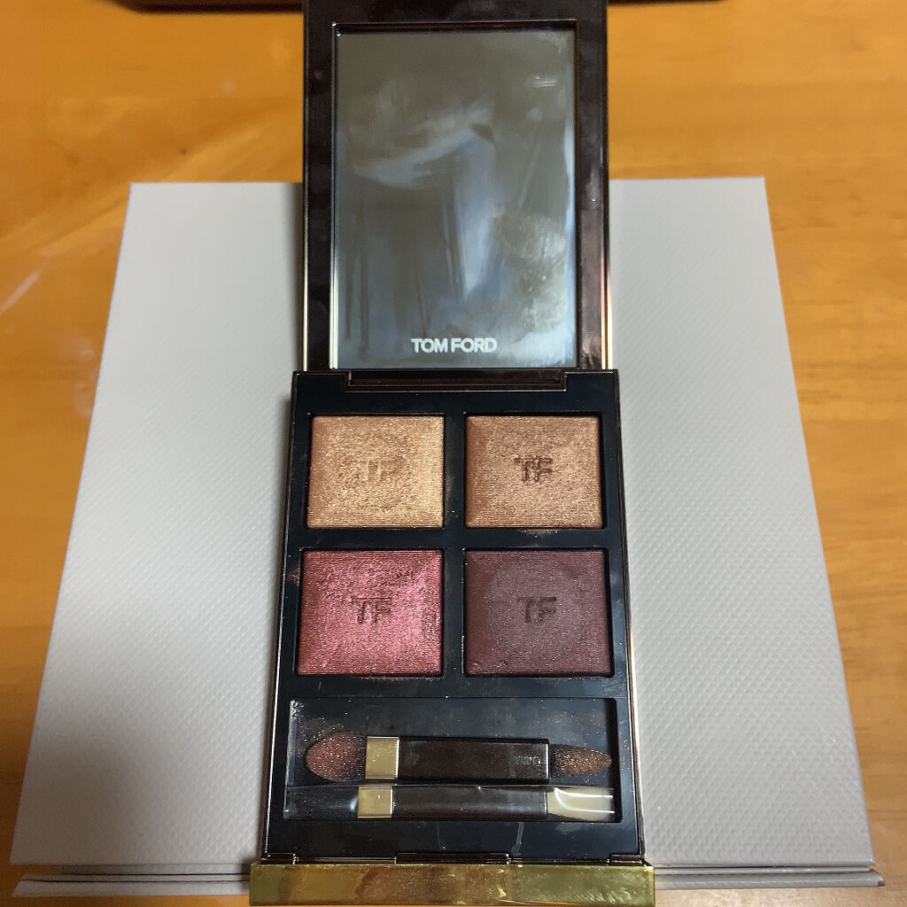 アイ カラー クォード/TOM FORD BEAUTY/アイシャドウパレットを使ったクチコミ（2枚目）