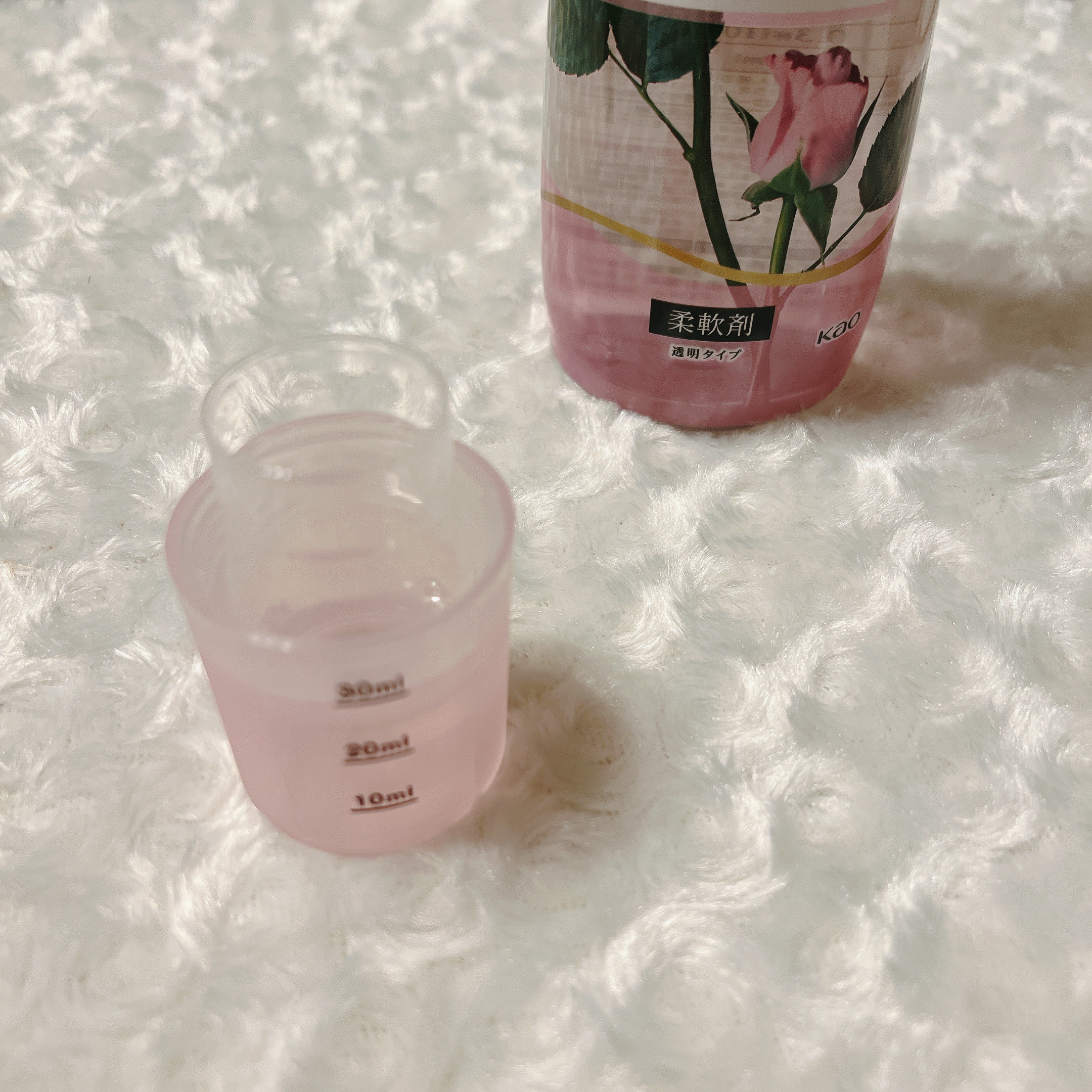 プレミアム柔軟剤 IROKA グラースローズの香り 本体540ml/IROKA/柔軟剤を使ったクチコミ（2枚目）